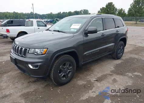 2017 Jeep Grand Cherokee Laredo 4X4 z USA, uszkodzony, nr VIN 1C4RJFAG5HC662167